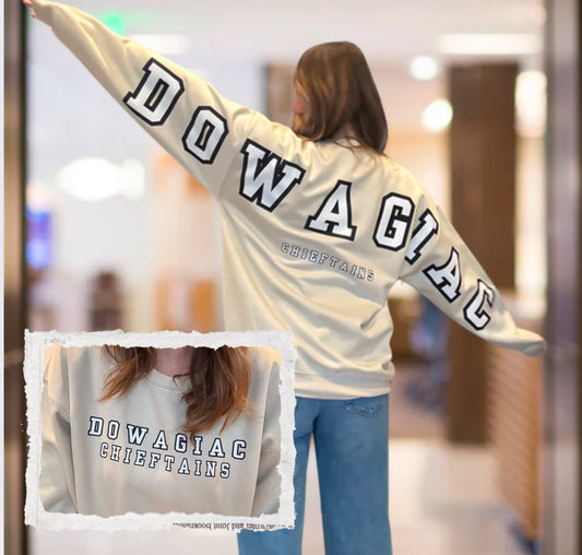 Dowagiac Chieftains Crewneck 18000 Gildan - Heavy Blend™ Crewneck Sweatshirt